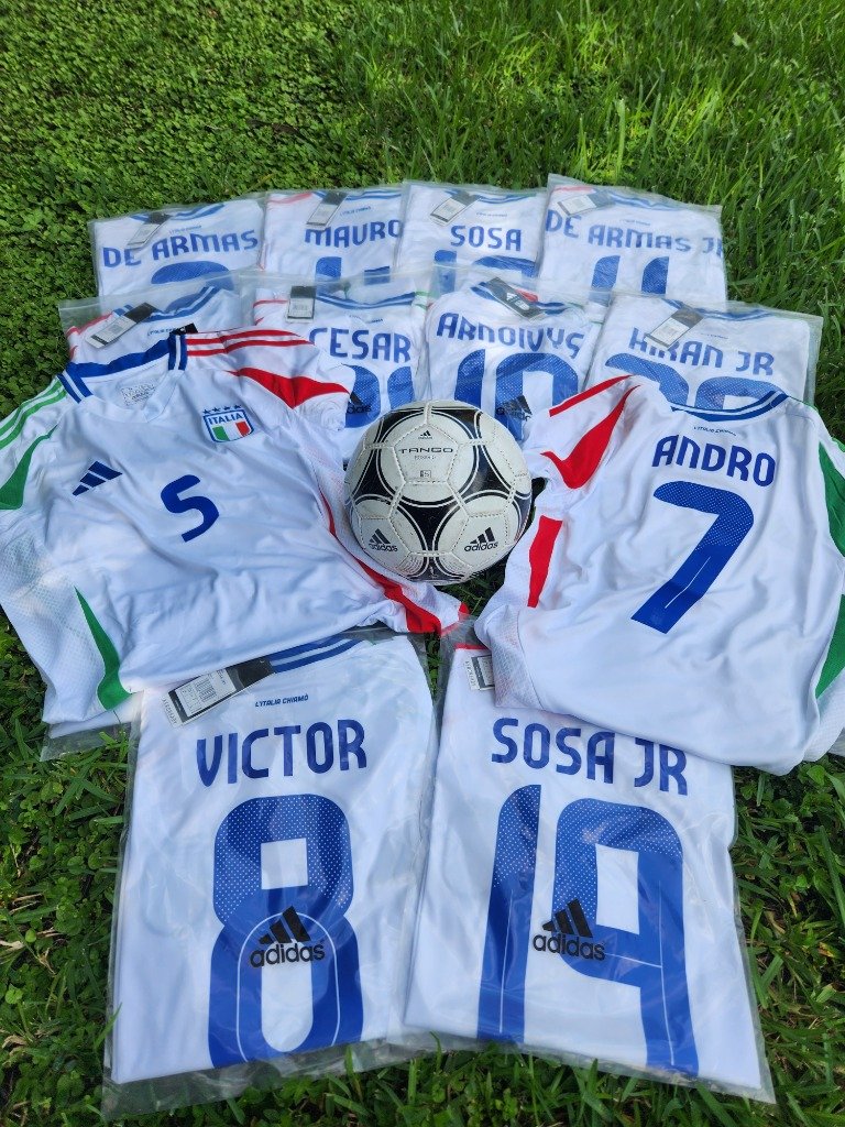 Custom Italy-style jerseys with player names